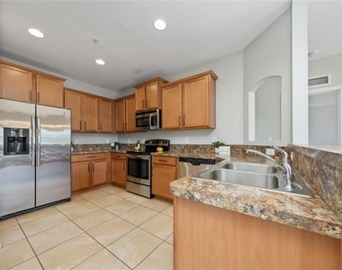 6548 S Goldenrod Road - Photo Thumbnail 7