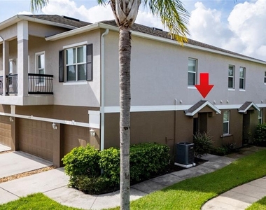 6548 S Goldenrod Road - Photo Thumbnail 3