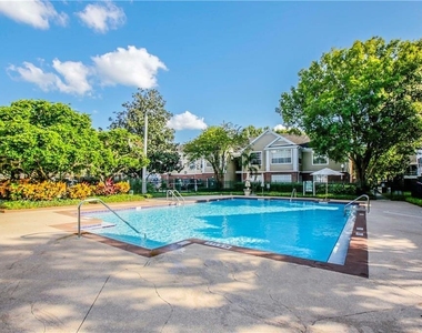 13037 Mulberry Park Drive - Photo Thumbnail 6