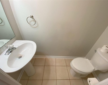 2904 Woodlands Park Court - Photo Thumbnail 8