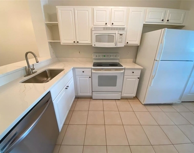 2904 Woodlands Park Court - Photo Thumbnail 1