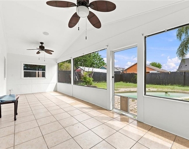 9910 Dean Cove Lane - Photo Thumbnail 2