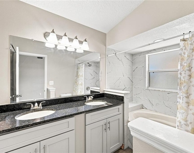 9910 Dean Cove Lane - Photo Thumbnail 5