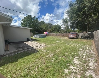 1212 Pilgrim Avenue - Photo Thumbnail 14