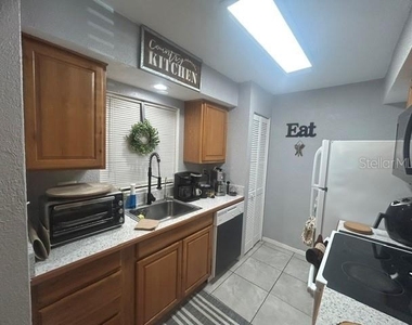 1212 Pilgrim Avenue - Photo Thumbnail 3