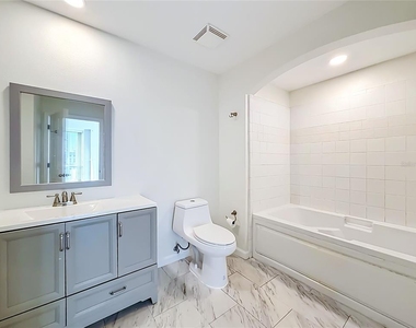 322 E Central Boulevard - Photo Thumbnail 33