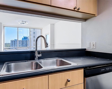 322 E Central Boulevard - Photo Thumbnail 12
