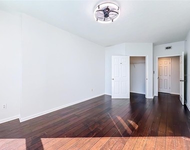 322 E Central Boulevard - Photo Thumbnail 23