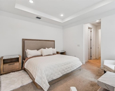 1845 Island Village Way - Photo Thumbnail 32