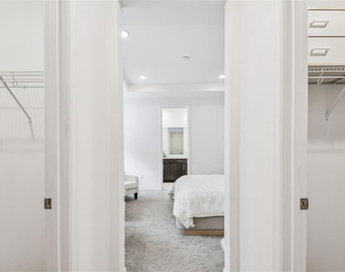 1845 Island Village Way - Photo Thumbnail 34