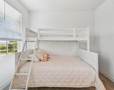 1845 Island Village Way - Photo Thumbnail 28