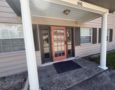 640 Robinhood Drive - Photo Thumbnail 1