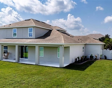 14537 San Lorenzo Drive N - Photo Thumbnail 37