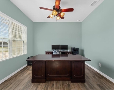 14537 San Lorenzo Drive N - Photo Thumbnail 4