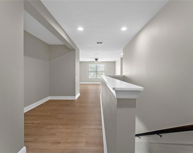 14537 San Lorenzo Drive N - Photo Thumbnail 20