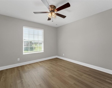 14537 San Lorenzo Drive N - Photo Thumbnail 31