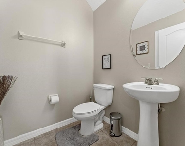 14537 San Lorenzo Drive N - Photo Thumbnail 18