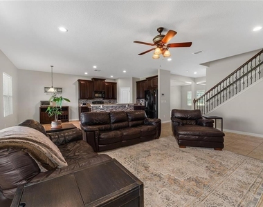 14537 San Lorenzo Drive N - Photo Thumbnail 10