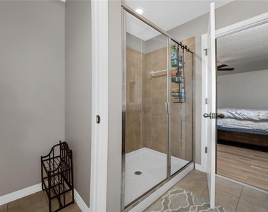14537 San Lorenzo Drive N - Photo Thumbnail 25