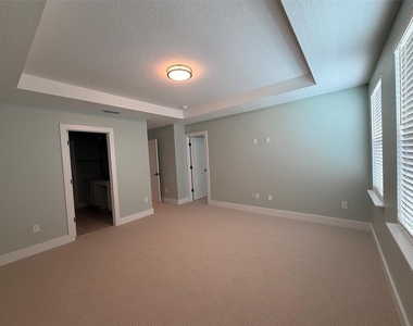 2567 Long Pine Avenue - Photo Thumbnail 6
