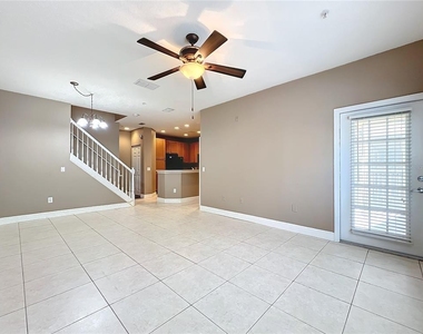 2586 Grand Central Parkway - Photo Thumbnail 26