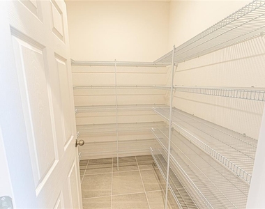 5895 Vision Road - Photo Thumbnail 16
