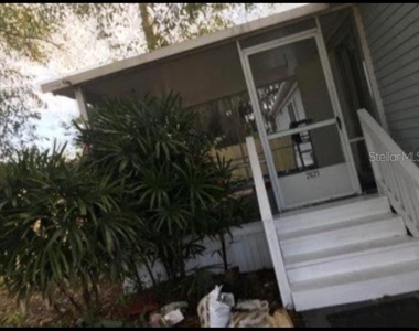 2621 Island Oaks W - Photo Thumbnail 6