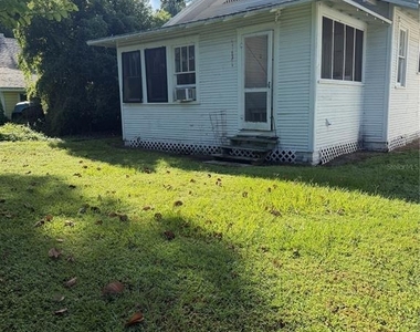 330 W Stanley Street - Photo Thumbnail 12