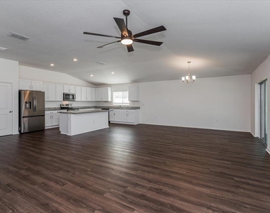 1434 Geranium Drive - Photo Thumbnail 9