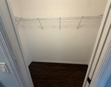 2740 Trianna Street - Photo Thumbnail 12