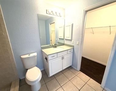 2740 Trianna Street - Photo Thumbnail 15