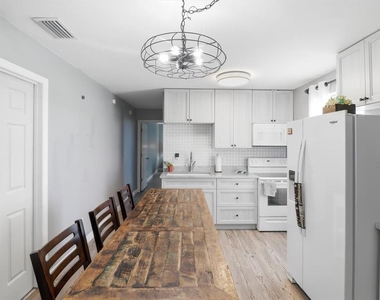 11752 Ne Jacksonville Road - Photo Thumbnail 12