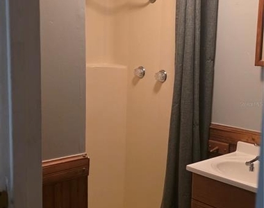 8003 Hillman Avenue - Photo Thumbnail 4