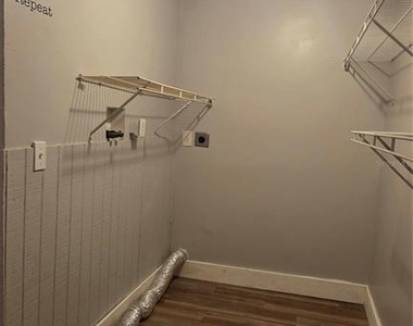 8003 Hillman Avenue - Photo Thumbnail 14