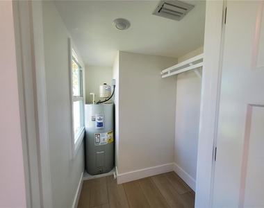 760 W Marion Avenue - Photo Thumbnail 26