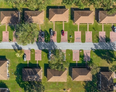 3107 Woodhill Road - Photo Thumbnail 13