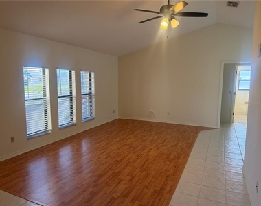 1612 Blue Lake Circle - Photo Thumbnail 5