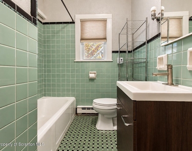 601 Clay Avenue - Photo Thumbnail 16