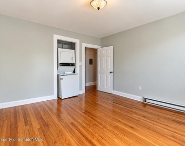 601 Clay Avenue - Photo Thumbnail 15