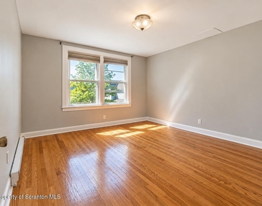 601 Clay Avenue - Photo Thumbnail 14