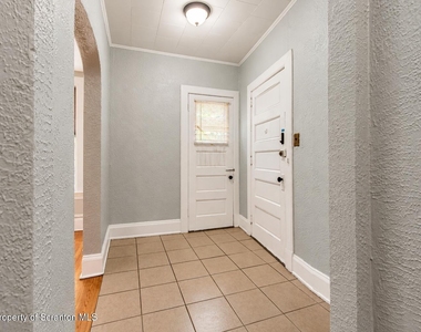 601 Clay Avenue - Photo Thumbnail 11