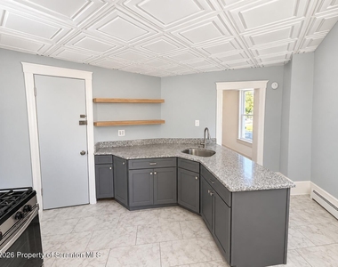 85 Tripp Street - Photo Thumbnail 5