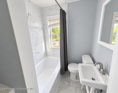 85 Tripp Street - Photo Thumbnail 8