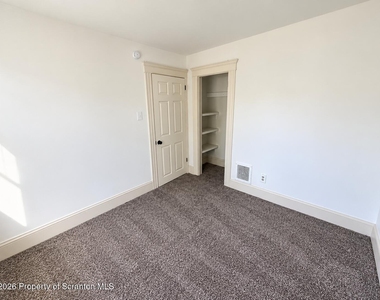 85 Tripp Street - Photo Thumbnail 10