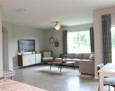 5119 Adega Way - Photo Thumbnail 7
