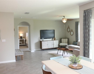 5119 Adega Way - Photo Thumbnail 3