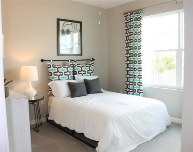5119 Adega Way - Photo Thumbnail 11