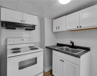 149 W Ridge Street - Photo Thumbnail 4