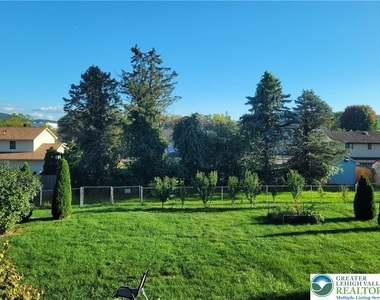 932 Kossuth Street - Photo Thumbnail 13