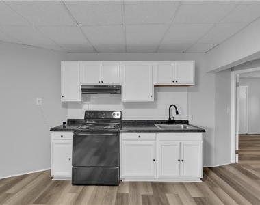 149 W Ridge Street - Photo Thumbnail 10